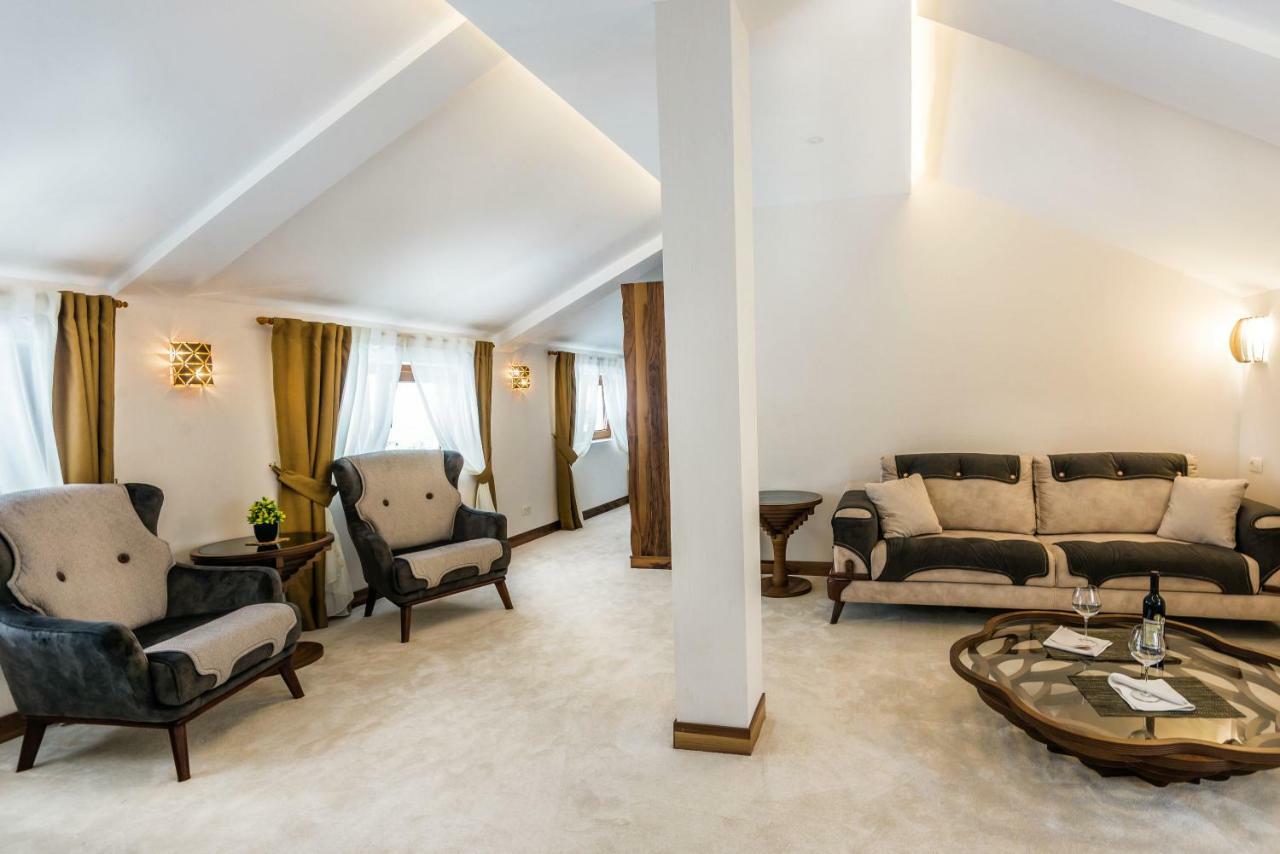 Waikiki Apartments Tivat Quarto foto